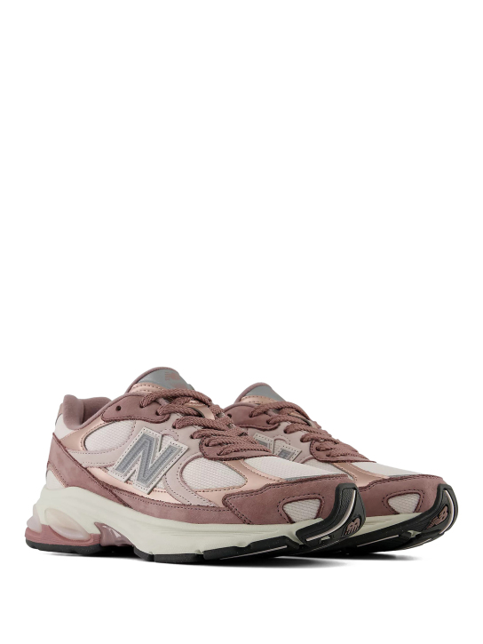 ΓΥΝΑΙΚΕΙΑ SNEAKERS 2010 1