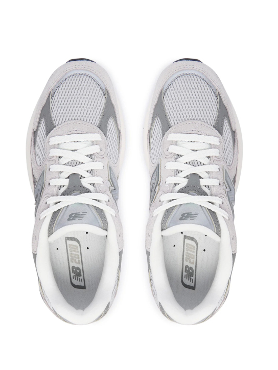 ΓΥΝΑΙΚΕΙΑ SNEAKERS 2010 2