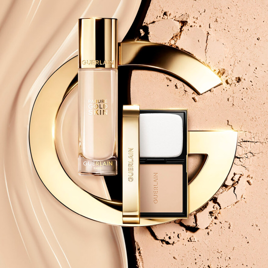 PARURE GOLD SKIN CONTROL MATTE COMPACT FOUNDATION 4