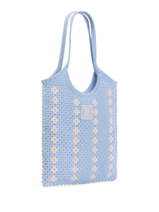 ΓΥΝΑΙΚΕΙΑ ΤΣΑΝΤΑ ΩΜΟΥ  1