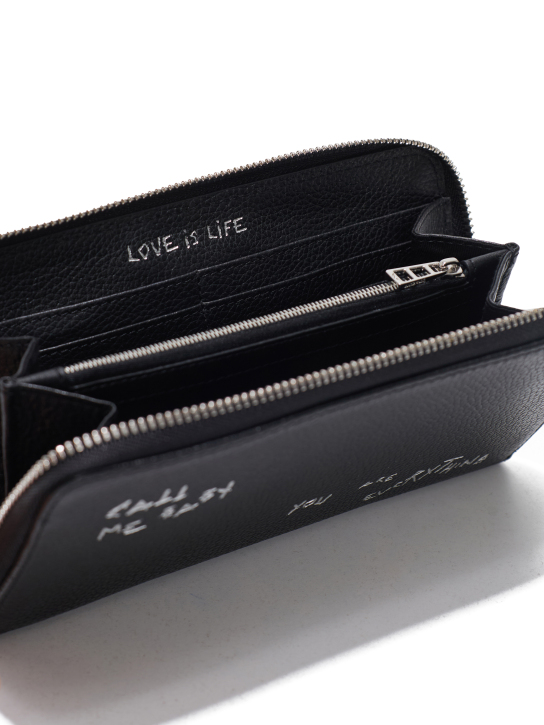 ΓΥΝΑΙΚΕΙΟ ΠΟΡΤΟΦΟΛΙ COMPAGNON GRAINED GRAFFITI 2