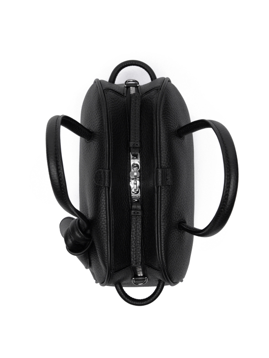 ΓΥΝΑΙΚΕΙΑ ΔΕΡΜΑΤΙΝΗ ΤΣΑΝΤΑ ΧΕΙΡΟΣ LE PETIT TURISMO 4