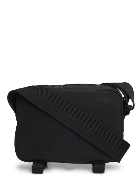 ΑΝΔΡΙΚΗ ΤΣΑΝΤΑ ΩΜΟΥ 1