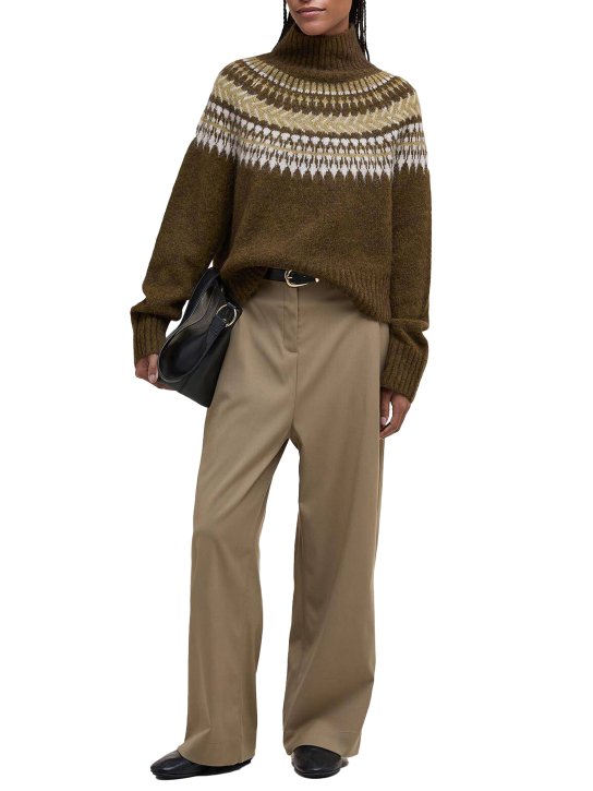 ΓΥΝΑΙΚΕΙΟ ΠΟΥΛΟΒΕΡ 1