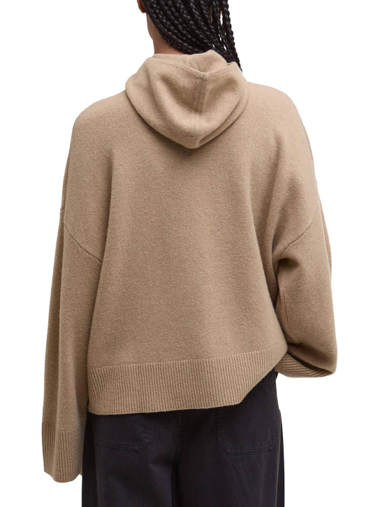 ΓΥΝΑΙΚΕΙΟ ΠΟΥΛΟΒΕΡ 2