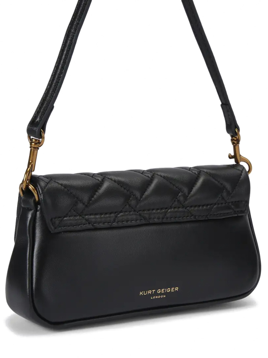 ΓΥΝΑΙΚΕΙΑ ΤΣΑΝΤΑ ΩΜΟΥ  1