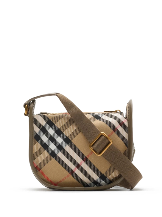 ΓΥΝΑΙΚΕΙΑ ΤΣΑΝΤΑ ΧΙΑΣΤΙ 1