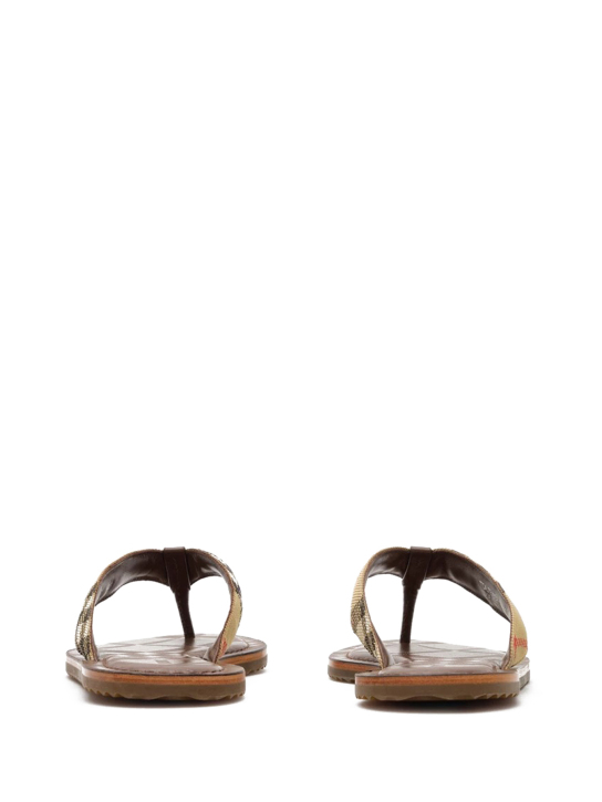 ΓΥΝΑΙΚΕΙΑ ΣΑΝΔΑΛΙΑ  3