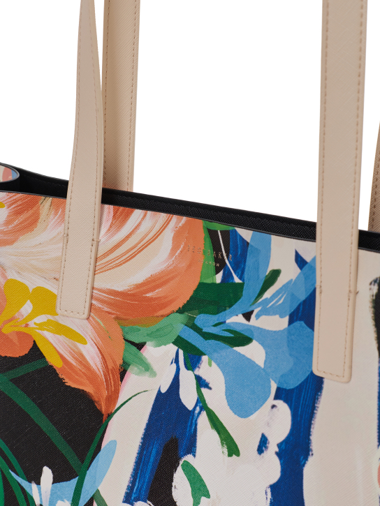 ΓΥΝΑΙΚΕΙΑ ΤΣΑΝΤΑ ΩΜΟΥ  3