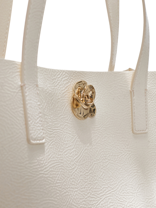 ΓΥΝΑΙΚΕΙΑ ΤΣΑΝΤΑ ΩΜΟΥ  3