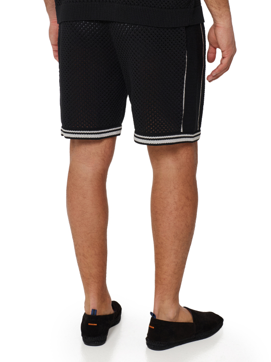 ΑΝΔΡΙΚΗ ΒΕΡΜΟΥΔΑ  2