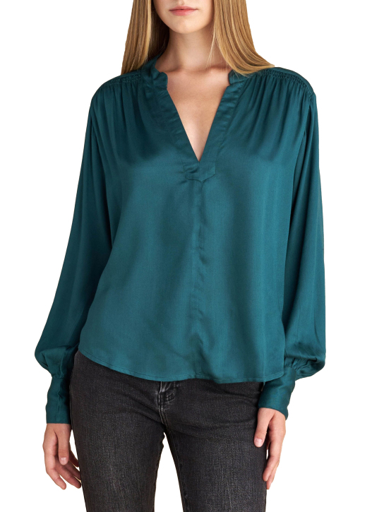 ΓΥΝΑΙΚΕΙΑ ΠΟΥΚΑΜΙΣΑ 1