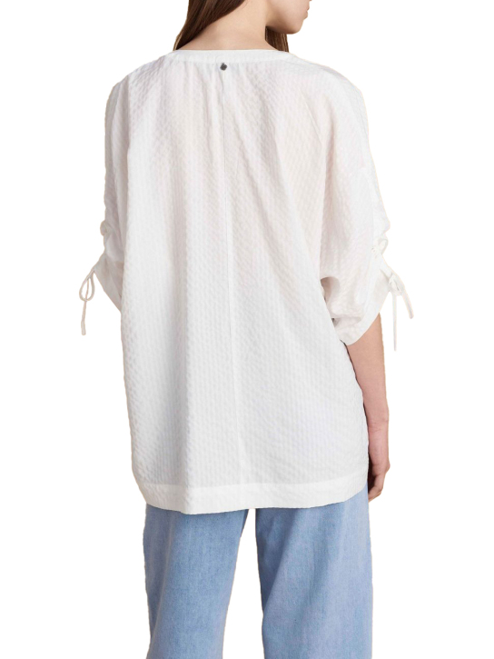 ΓΥΝΑΙΚΕΙΑ ΠΟΥΚΑΜΙΣΑ 2