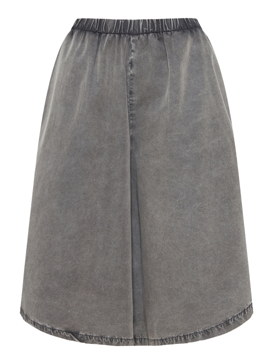 ΓΥΝΑΙΚΕΙΑ ΒΕΡΜΟΥΔΑ  1