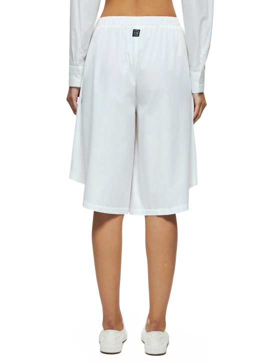 ΓΥΝΑΙΚΕΙΑ ΒΕΡΜΟΥΔΑ  2