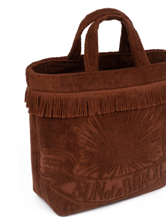 ΓΥΝΑΙΚΕΙΑ ΤΣΑΝΤΑ ΘΑΛΑΣΣΗΣ 1