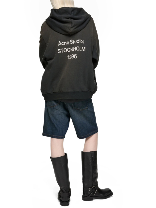 ΓΥΝΑΙΚΕΙΟ ΦΟΥΤΕΡ  2