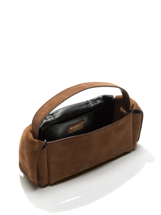 ΓΥΝΑΙΚΕΙΑ ΤΣΑΝΤΑ ΩΜΟΥ  2