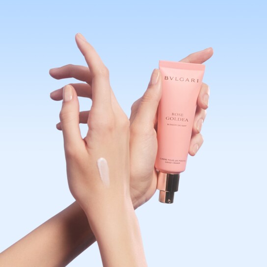 ROSE GOLDEA BLOSSOM DELIGHT HAND CREAM 2