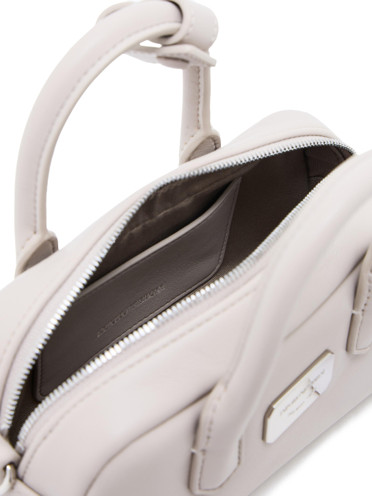 ΓΥΝΑΙΚΕΙΑ ΔΕΡΜΑΤΙΝΗ ΤΣΑΝΤΑ ΧΕΙΡΟΣ 4