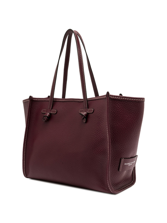 ΓΥΝΑΙΚΕΙΑ ΤΣΑΝΤΑ ΩΜΟΥ 2