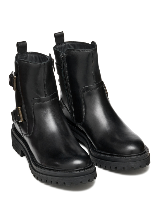 ΓΥΝΑΙΚΕΙΑ ΜΠΟΤΑΚΙΑ D IRIDEA 1