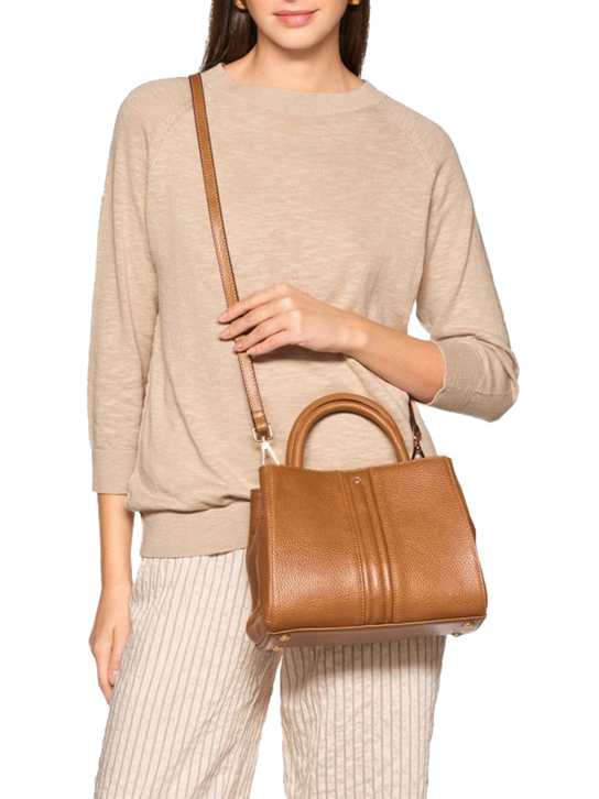 ΓΥΝΑΙΚΕΙΑ ΤΣΑΝΤΑ ΧΙΑΣΤΙ D DHYALMA 4