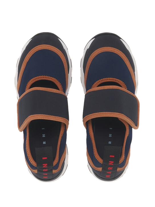 ΓΥΝΑΙΚΕΙΑ SNEAKERS 3