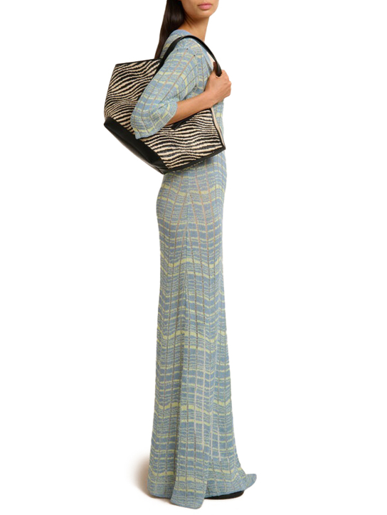 ΓΥΝΑΙΚΕΙΑ ΤΣΑΝΤΑ ΩΜΟΥ 3