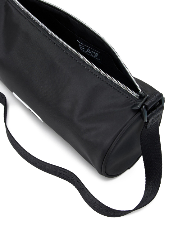 ΓΥΝΑΙΚΕΙΑ ΤΣΑΝΤΑ ΧΙΑΣΤΙ 2