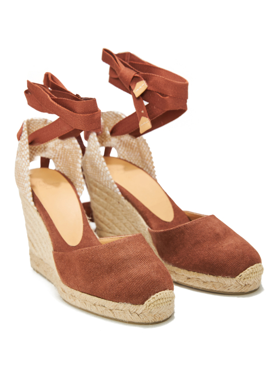 ΓΥΝΑΙΚΕΙΕΣ ΕΣΠΑΝΤΡΙΓΙΕΣ 1