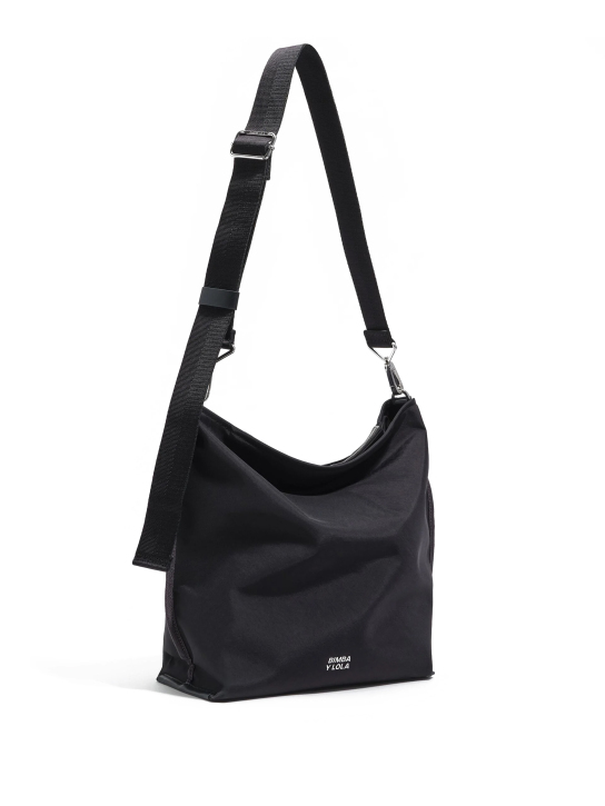 ΓΥΝΑΙΚΕΙΑ ΤΣΑΝΤΑ ΩΜΟΥ 3