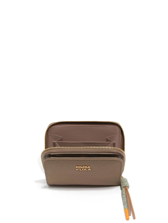 ΓΥΝΑΙΚΕΙΟ ΠΟΡΤΟΦΟΛΙ 2