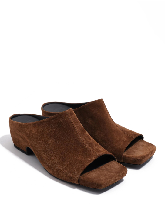 ΓΥΝΑΙΚΕΙΑ MULES  1
