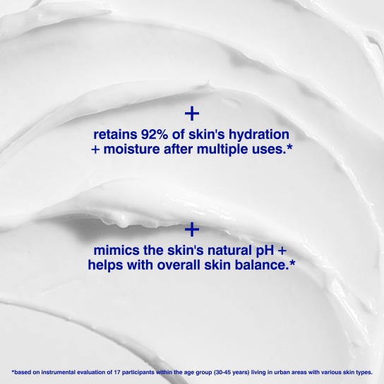 FOAMING CREAM CLEANSER 7