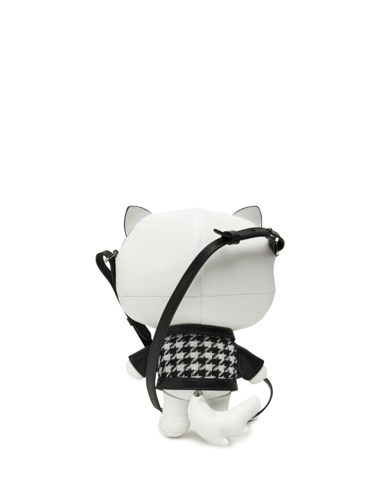 ΓΥΝΑΙΚΕΙΑ ΤΣΑΝΤΑ ΧΙΑΣΤΙ IKON 1