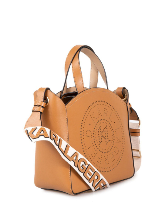 ΓΥΝΑΙΚΕΙΑ ΤΣΑΝΤΑ TOTE 2