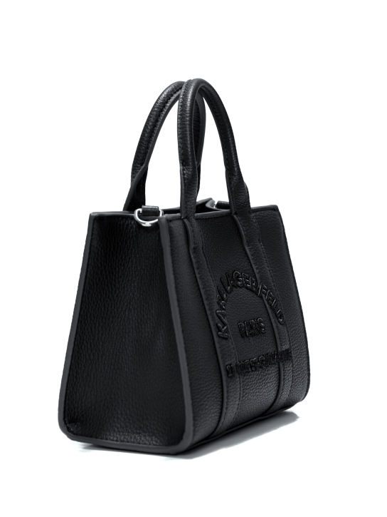 ΓΥΝΑΙΚΕΙΑ ΤΣΑΝΤΑ ΧΕΙΡΟΣ 2