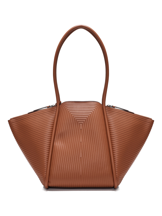 ΓΥΝΑΙΚΕΙΑ ΤΣΑΝΤΑ ΩΜΟΥ  1