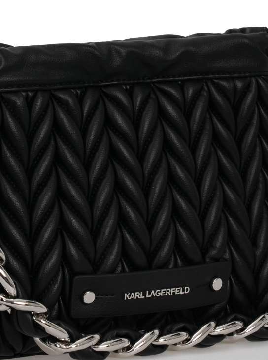 ΓΥΝΑΙΚΕΙΑ ΤΣΑΝΤΑ ΩΜΟΥ  3