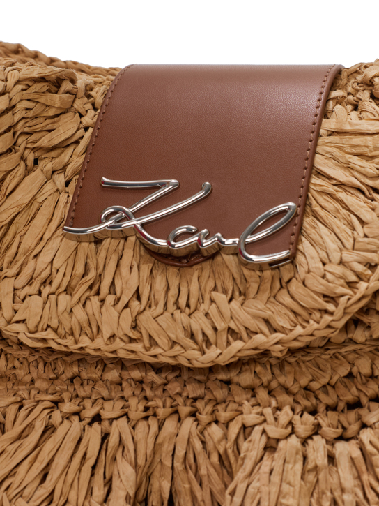 ΓΥΝΑΙΚΕΙΑ ΤΣΑΝΤΑ ΩΜΟΥ  3