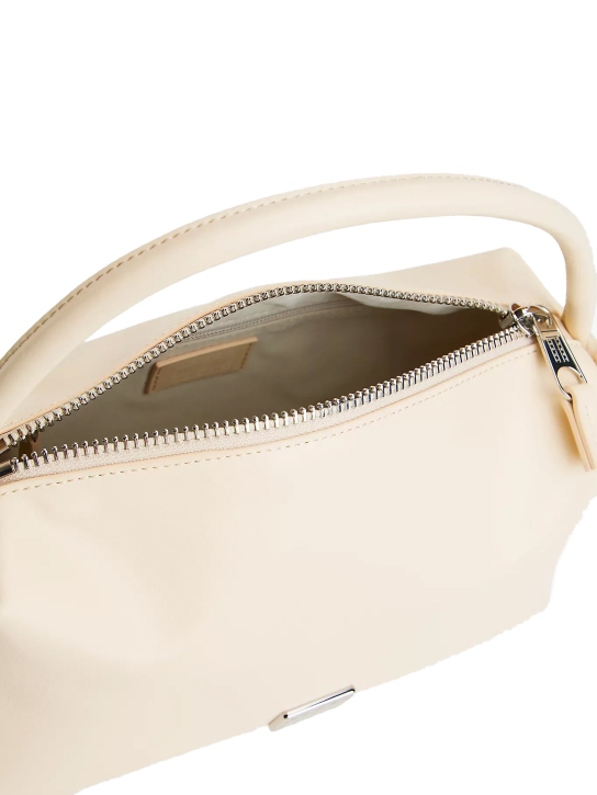 ΓΥΝΑΙΚΕΙΑ ΤΣΑΝΤΑ ΩΜΟΥ 2