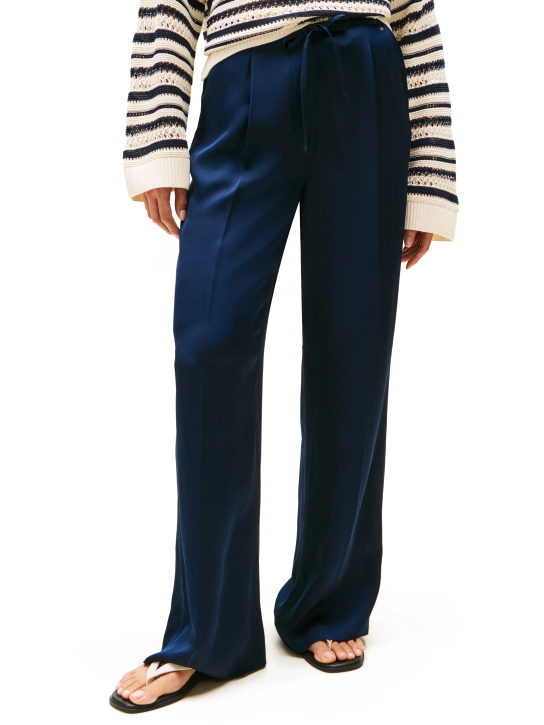 ΓΥΝΑΙΚΕΙΟ ΠΑΝΤΕΛΟΝΙ 1