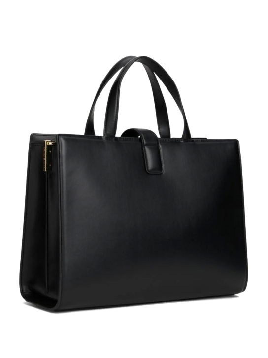 ΓΥΝΑΙΚΕΙΑ ΤΣΑΝΤΑ ΧΕΙΡΟΣ 1