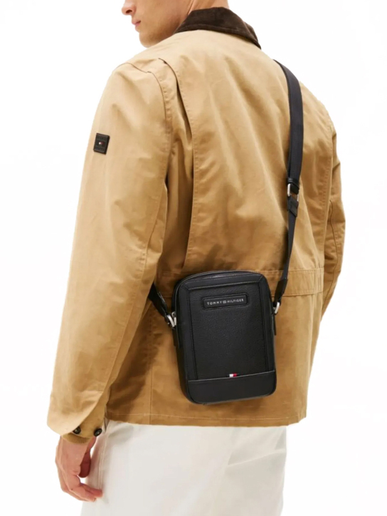 ΑΝΔΡΙΚΗ ΤΣΑΝΤΑ ΧΙΑΣΤΙ 4