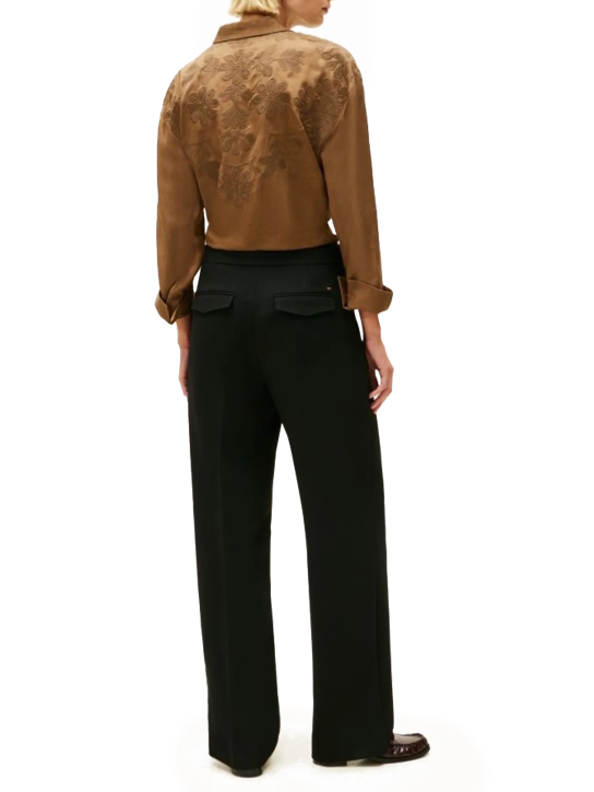 ΓΥΝΑΙΚΕΙΟ ΠΑΝΤΕΛΟΝΙ 2