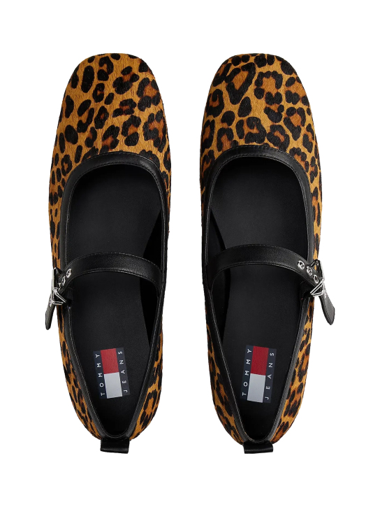 ΓΥΝΑΙΚΕΙΕΣ ΜΠΑΛΑΡΙΝΕΣ 2