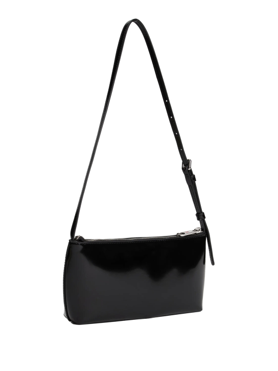 ΓΥΝΑΙΚΕΙΑ ΤΣΑΝΤΑ ΩΜΟΥ 1