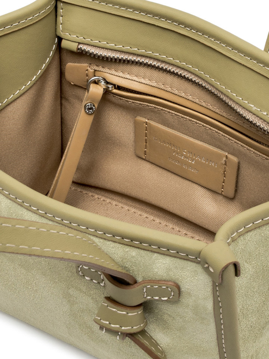 ΓΥΝΑΙΚΕΙΑ ΤΣΑΝΤΑ ΧΕΙΡΟΣ 3