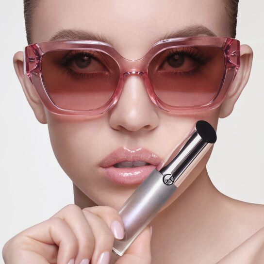 PRISMA GLASS ICY PLUMPER VOLUMIZING LIP GLOSS WITH HYALURONIC ACID 5